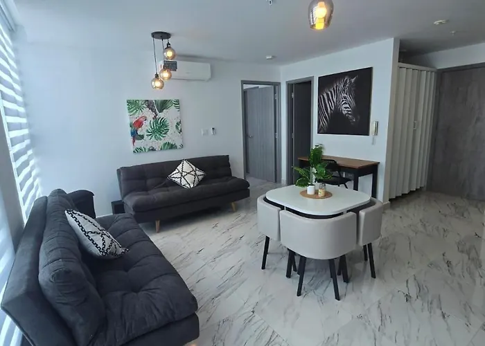 Comfortable And Centrally Located Apartment